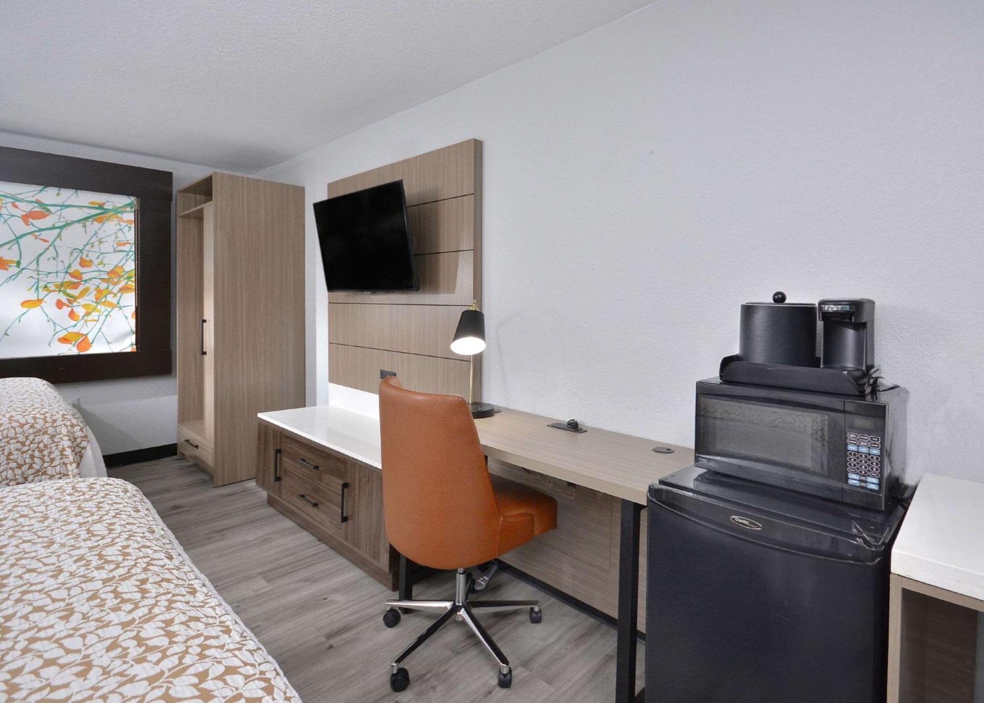 Brookstone Lodge Near Biltmore Village, Ascend Hotel Collection Ешвілл Екстер'єр фото