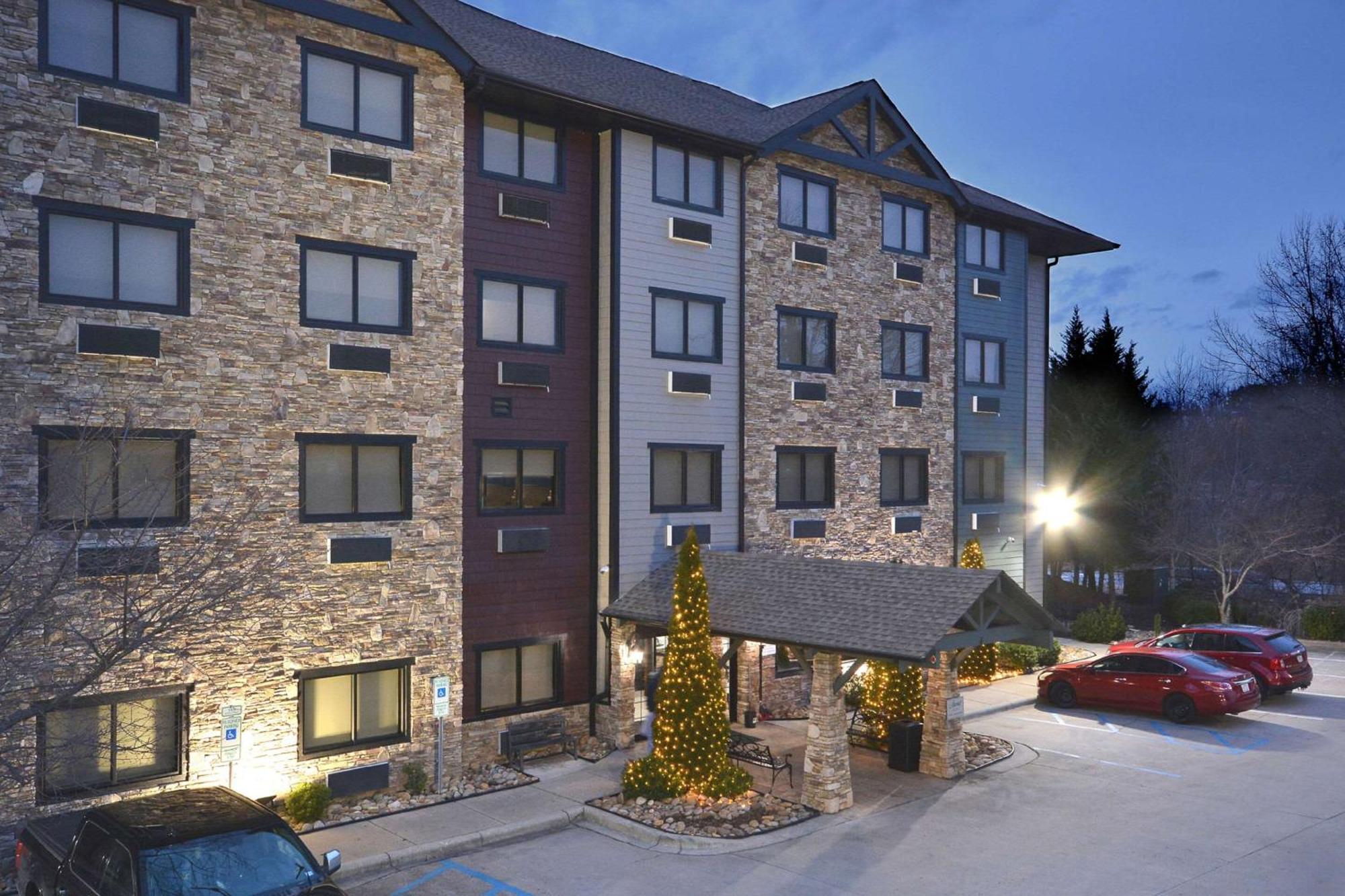 Brookstone Lodge Near Biltmore Village, Ascend Hotel Collection Ешвілл Екстер'єр фото